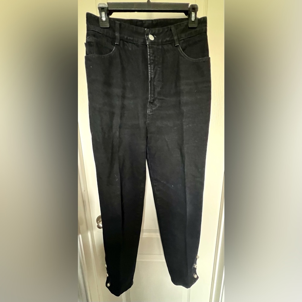 Vintage High Waisted black BONGO jeans with pearl buttons at ankle. Size 13 jr
